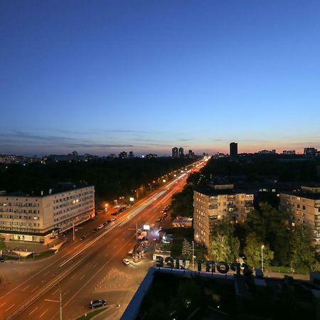 Black&White Apartment In Smart Plaza Киев Экстерьер фото