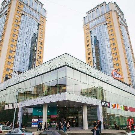 Black&White Apartment In Smart Plaza Киев Экстерьер фото